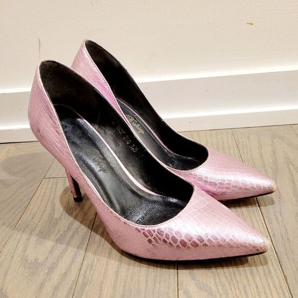 Vintage Shoes - 2/$20 Y2K Shiny Pink High Heels Shoes US 7.5